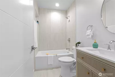 12749 37th Avenue NE, Seattle, WA 98125 - Photo 24