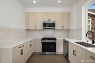 2538 14th Ave W, Seattle, WA 98119 - Photo 4