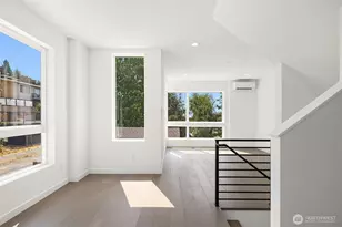 2538 14th Ave W, Seattle, WA 98119 - Photo 8