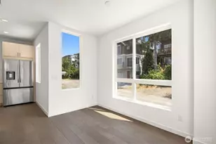 2538 14th Ave W, Seattle, WA 98119 - Photo 6