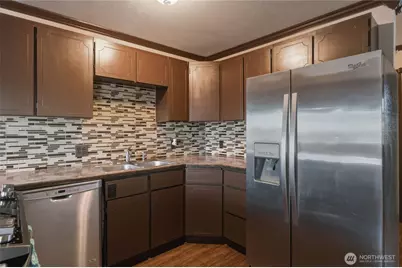 225 W Highland Avenue, Chelan, WA 98816 - Photo 10