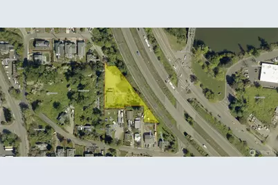 12623 42nd Avenue S, Tukwila, WA 98178 - Photo 2