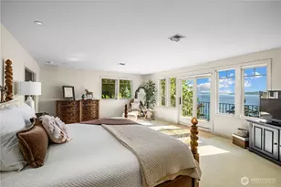 2555 Magnolia Blvd W, Seattle, WA 98199 - Photo 16