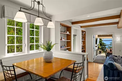 2555 Magnolia Boulevard W, Seattle, WA 98199 - Photo 14