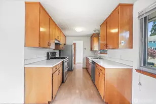 21443 13th Ave S, Des Moines, WA 98198 - Photo 6