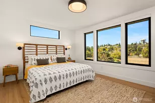 3240 32nd Ave W, Seattle, WA 98199 - Photo 18