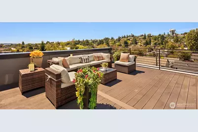 3240 32nd Avenue W, Seattle, WA 98199 - Photo 32