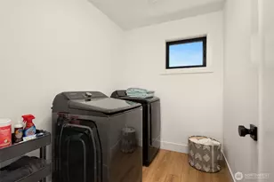 3240 32nd Ave W, Seattle, WA 98199 - Photo 26