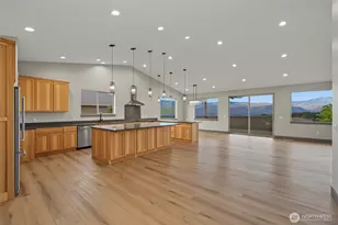76 S Meadowbrook Ln, East Wenatchee, WA 98802 - Photo 18