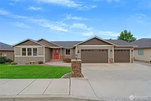 76 S Meadowbrook Ln, East Wenatchee, WA 98802 - Photo 1