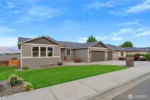 76 S Meadowbrook Ln, East Wenatchee, WA 98802 - Photo 2
