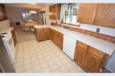 3340 Stikes Drive SE, Lacey, WA 98503 - Photo 8