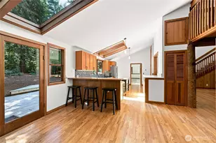 13193 N Madison Ave NE, Bainbridge Island, WA 98110 - Photo 10