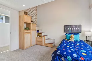 1018 NE 103rd St, Seattle, WA 98125 - Photo 18