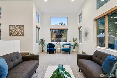 1018 NE 103rd Street, Seattle, WA 98125 - Photo 4