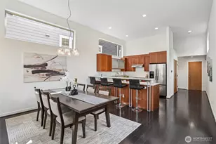 1018 NE 103rd St, Seattle, WA 98125 - Photo 8