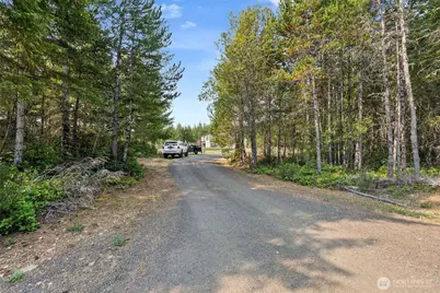 351 N Evening Star Lane, Hoodsport, WA 98548 - Photo 32