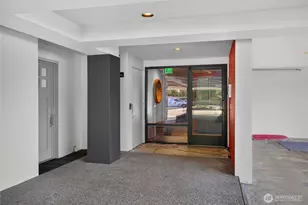 733 S Lake St, Kirkland, WA 98033 - Photo 26
