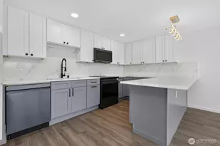 733 S Lake St, Kirkland, WA 98033 - Photo 18