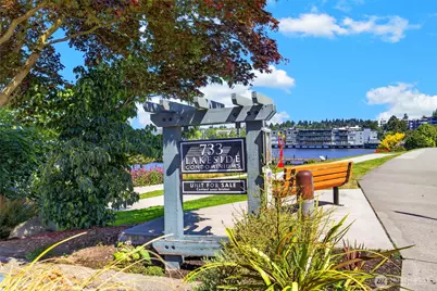 733 S Lake St #209, Kirkland, WA 98033 - Photo 2