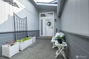 1838 Windflower Ln SE, Lacey, WA 98503 - Photo 2