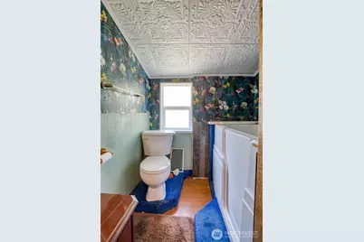 127 N First Street, Pacific Beach, WA 98571 - Photo 16