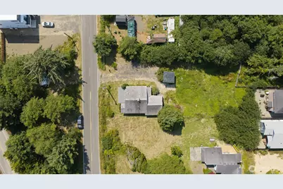 127 N First Street, Pacific Beach, WA 98571 - Photo 32