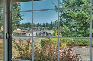20643 Church Lake Dr E, Bonney Lake, WA 98391 - Photo 4