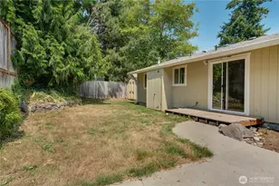 20643 Church Lake Dr E, Bonney Lake, WA 98391 - Photo 24