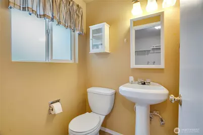 20643 Church Lake Drive E, Bonney Lake, WA 98391 - Photo 10