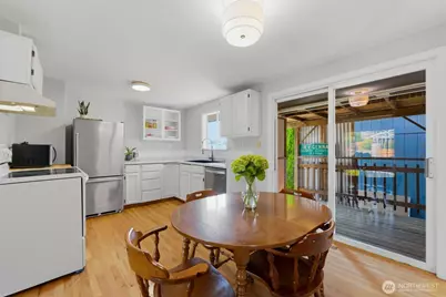 4306 N Highland Avenue, Tacoma, WA 98407 - Photo 2