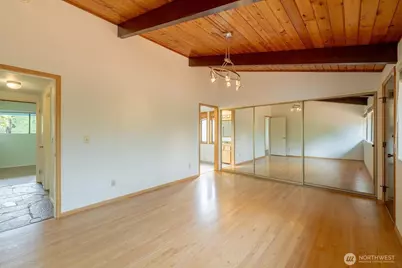 19505 45th Avenue NE, Lake Forest Park, WA 98155 - Photo 14