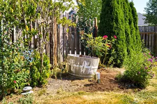 1758 Hillcrest Loop, Mount Vernon, WA 98274 - Photo 30