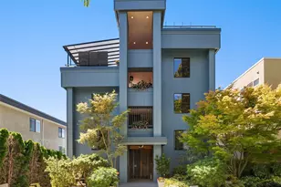 2223 13th Ave W, Seattle, WA 98119 - Photo 2