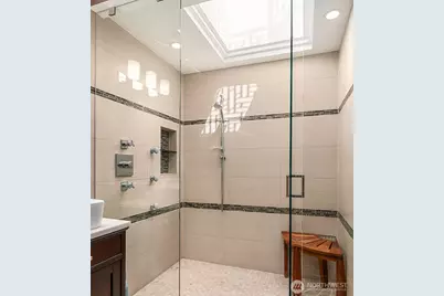 2223 13th Avenue W #301, Seattle, WA 98119 - Photo 22