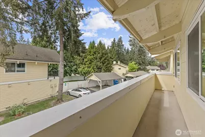 14702 NE 51st Street #A2, Bellevue, WA 98007 - Photo 18