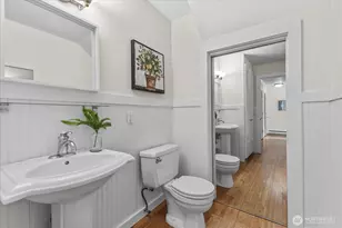 14702 NE 51st St, Bellevue, WA 98007 - Photo 12