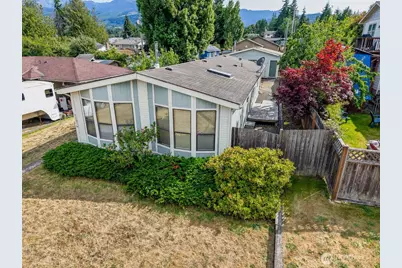 1030 W Fourteenth, Port Angeles, WA 98363 - Photo 2
