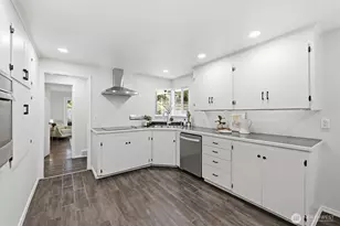 549 NW 205th St, Shoreline, WA 98177 - Photo 10