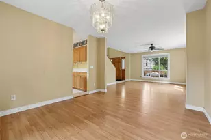 11121 SE 271st St, Kent, WA 98030 - Photo 6