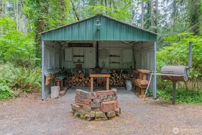 14327 SE Beaver Drive, Rainier, WA 98576 - Photo 2