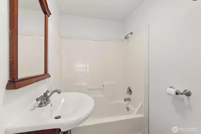 903 Howard Street, Raymond, WA 98577 - Photo 12
