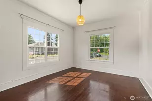 2101 Henkle St, Raymond, WA 98577 - Photo 12