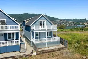 346 Island Ln, Raymond, WA 98577 - Photo 34