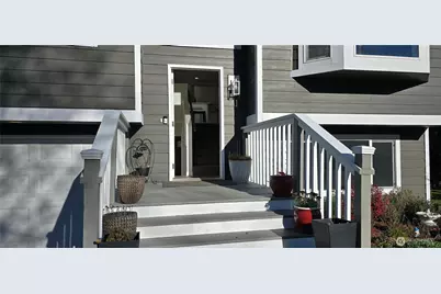 115 E Roberts Place, Sequim, WA 98382 - Photo 2
