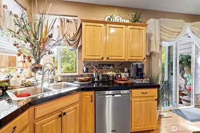 4610 146th Place SE, Bothell, WA 98012 - Photo 6