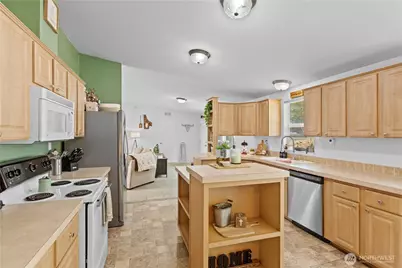 50001 146th Ave E, Eatonville, WA 98328 - Photo 8