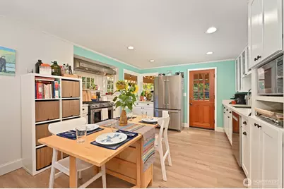 349 NW 49th Street, Seattle, WA 98107 - Photo 8