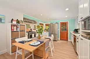 349 NW 49th St, Seattle, WA 98107 - Photo 8