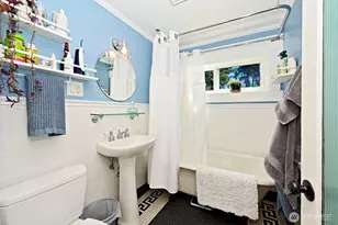 349 NW 49th St, Seattle, WA 98107 - Photo 14